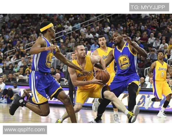 湖人对决热火精彩直播NBA巅峰对决不容错过